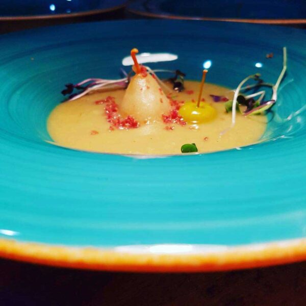 Mini kruške u sirupu 420g/ 210g (6/7/8 kom u lim.)