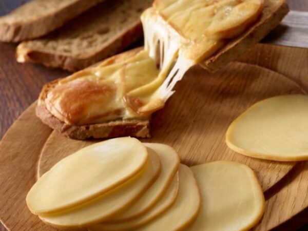 Mozzarella dimljena Provola 2 kg