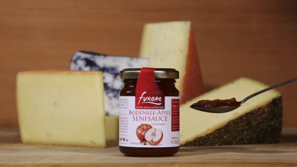 Jabuka sa Calvadosom 180 g