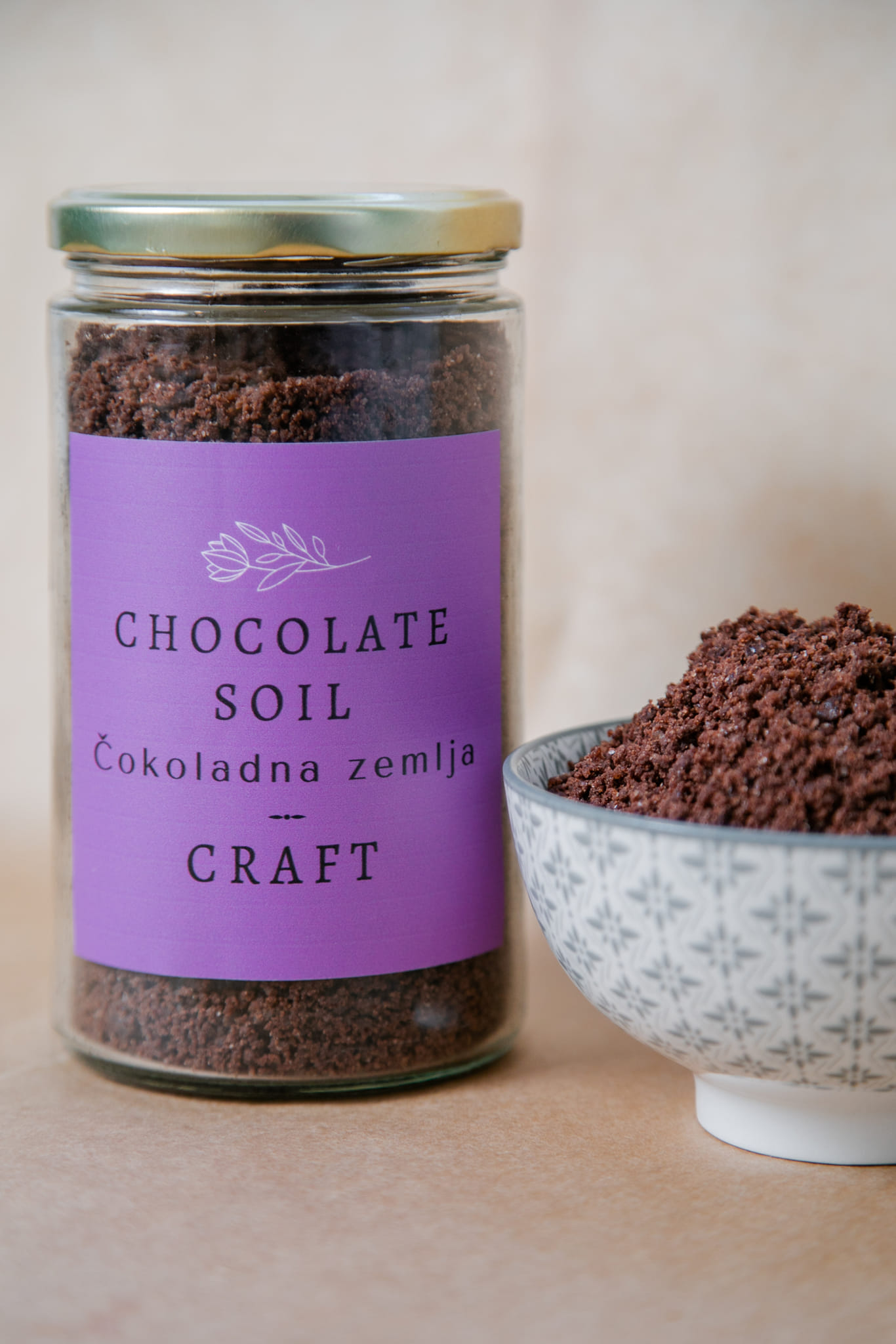 Čokoladna zemlja CRAFT, 330g.